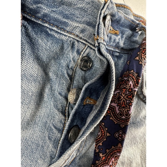 We the Free People Scarf Belt Button Fly Jean Shorts 26 Light Fringe Fray Cuffed - Picture 11 of 13